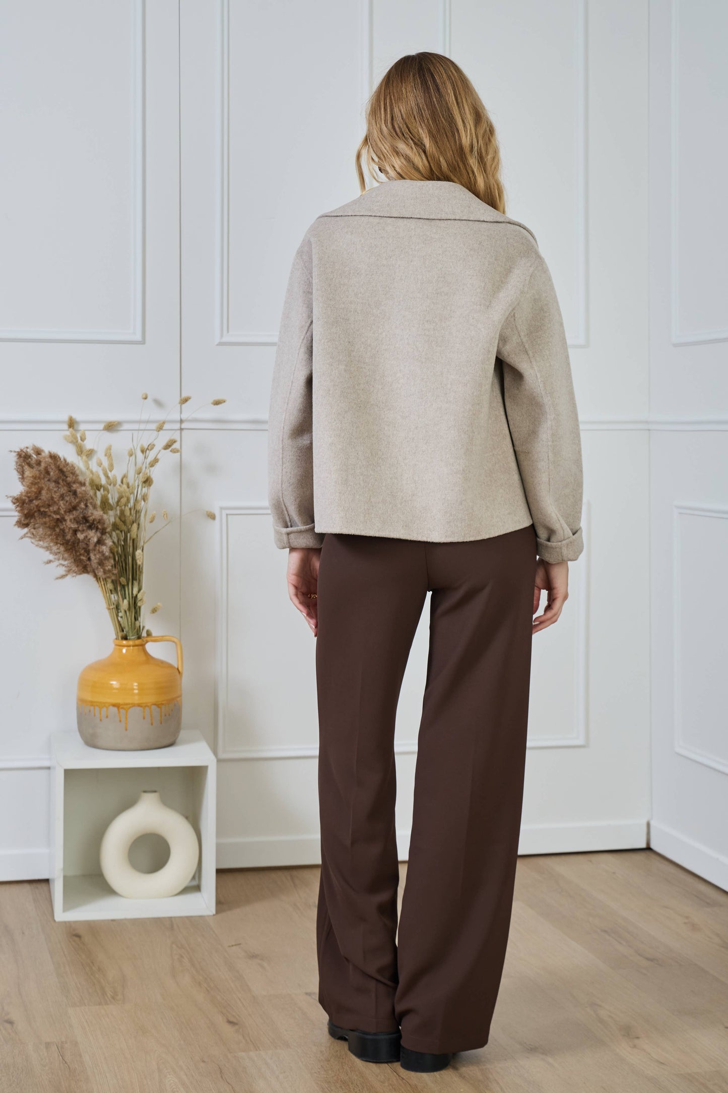 Peacoat: Beige