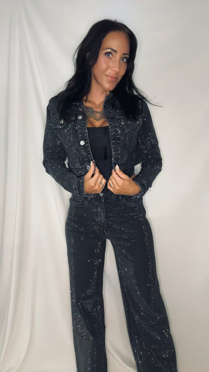 Kort denim jakke med glitter - sort