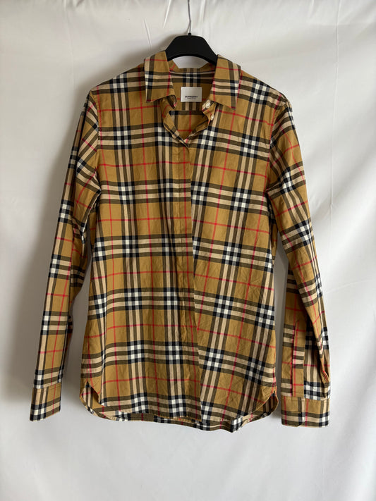 Burberry skjorte - brugt