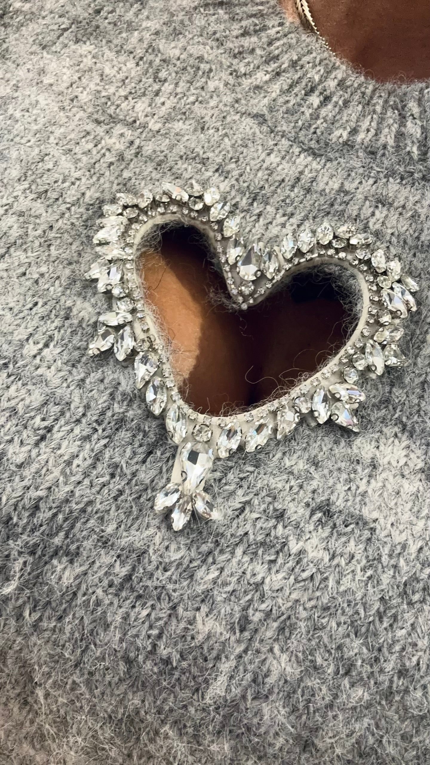 Maddie sweater med hjerte detalje
