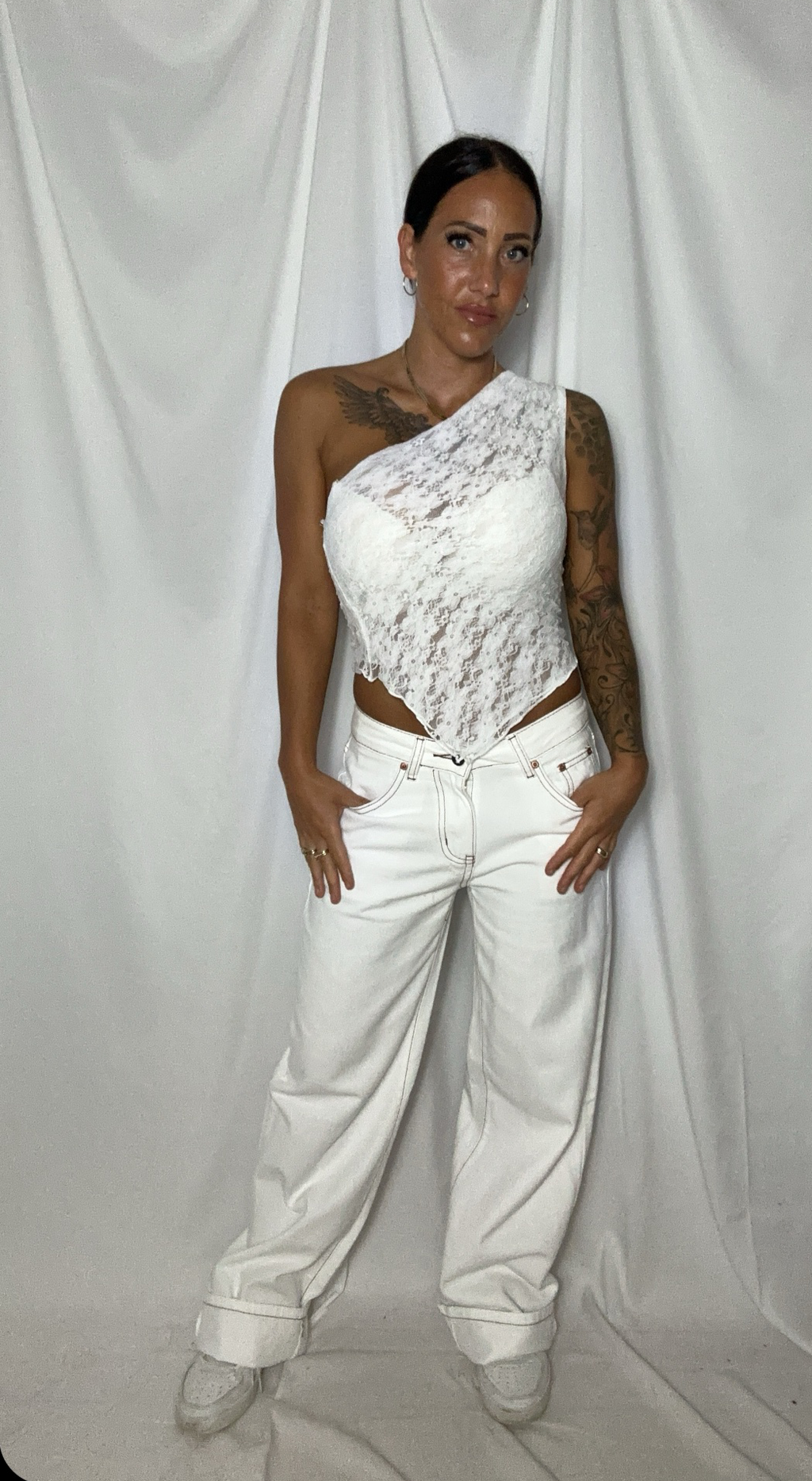 Skrå blonde top