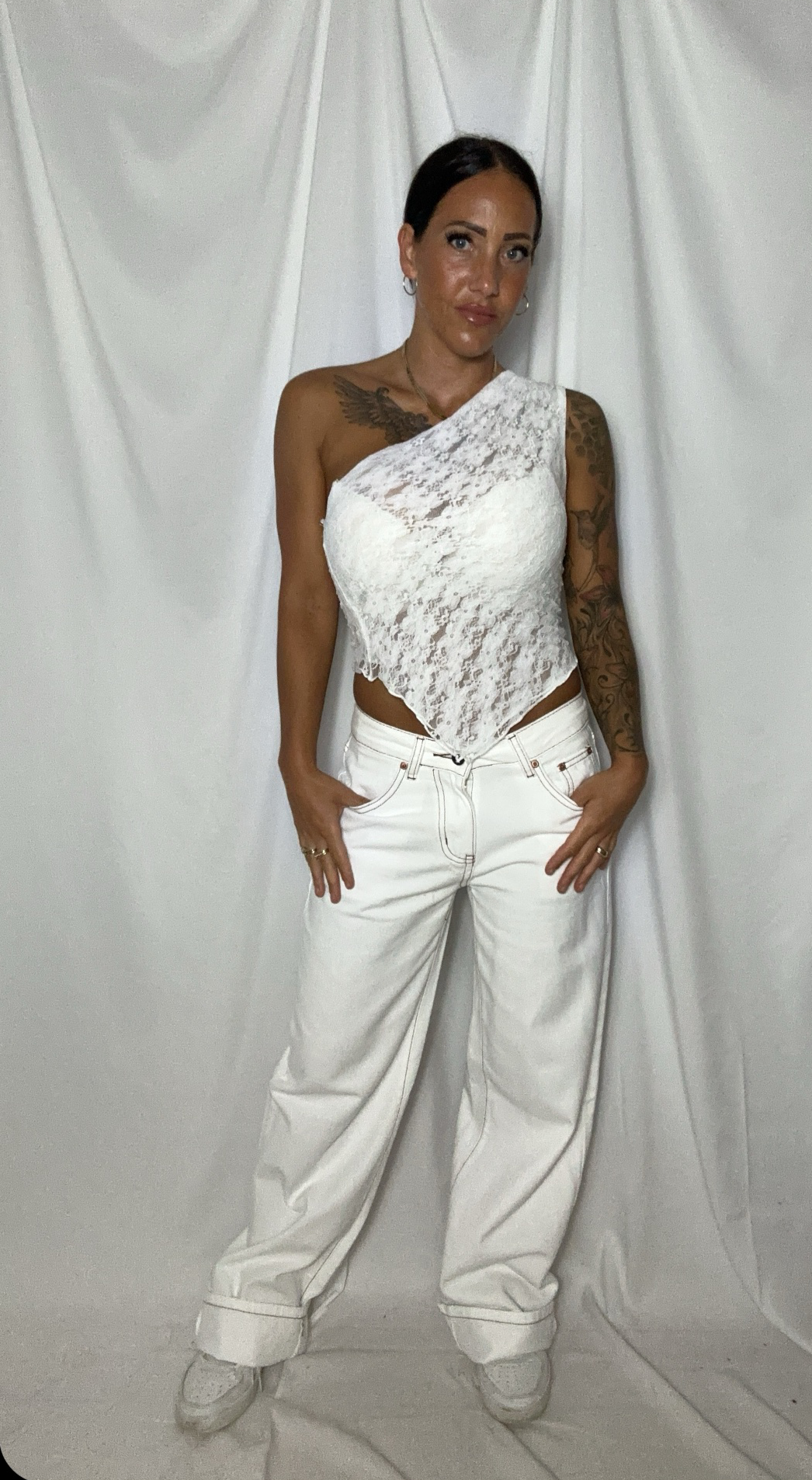 Skrå blonde top