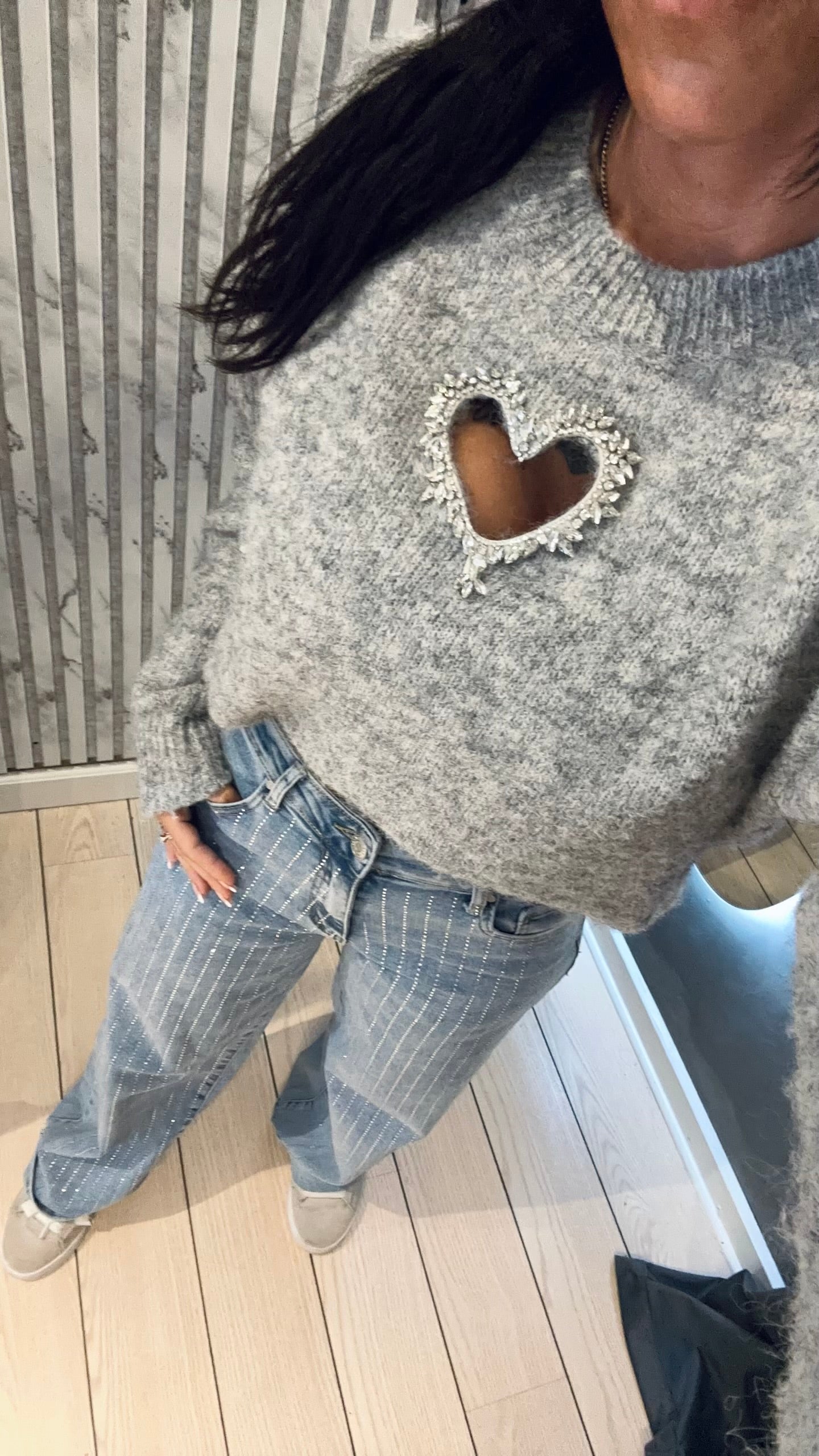 Maddie sweater med hjerte detalje