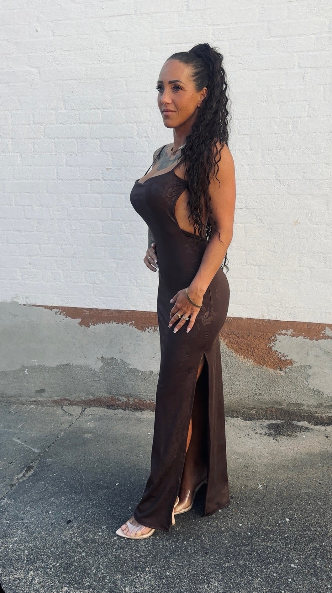 Amira Blomster kjole - brun