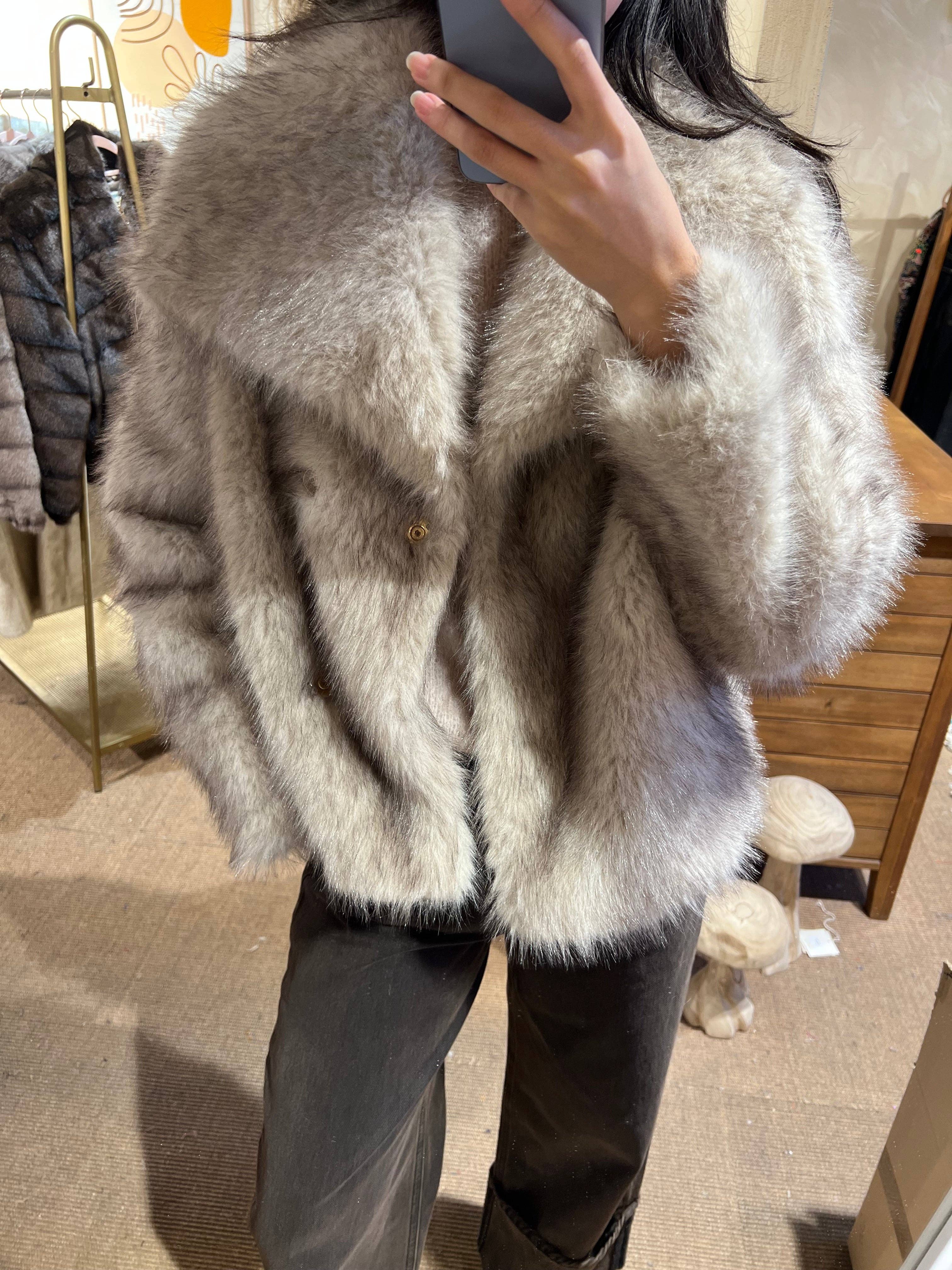 Charm faux pelsjakke