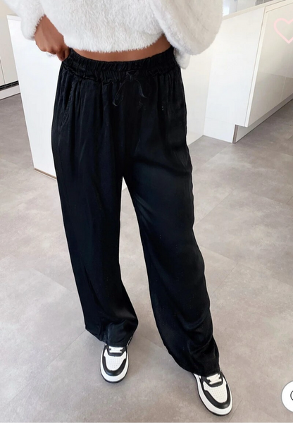 Sara satin bukser