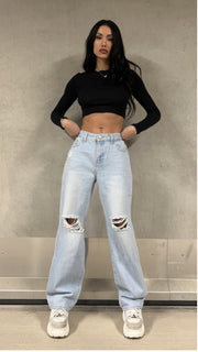 Malou Jeans med rivninger ved knæ