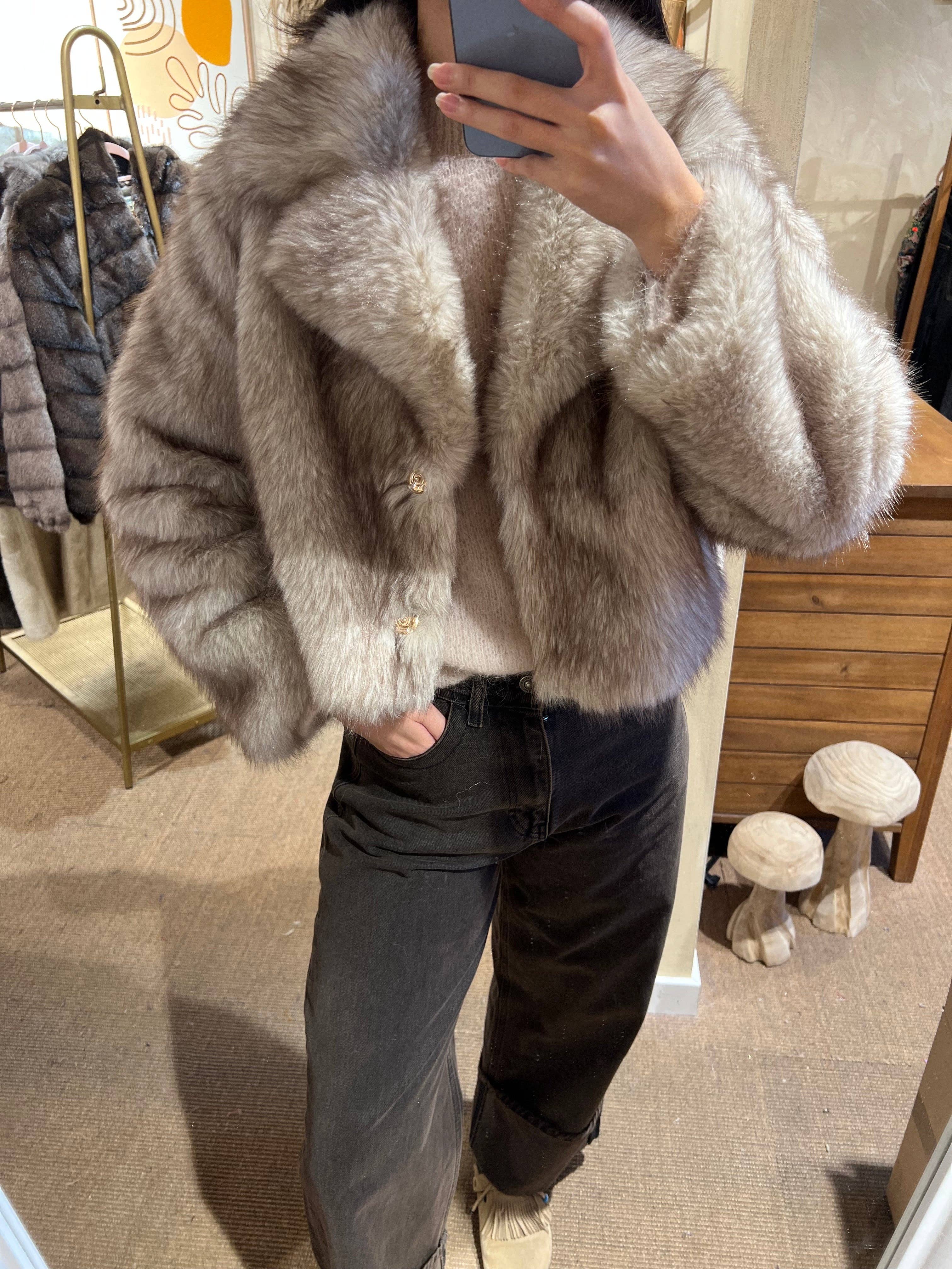 Glow Faux fur jakke Taupe