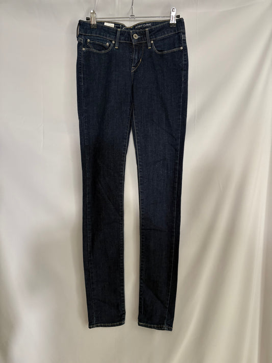 Low waist skinny jeans