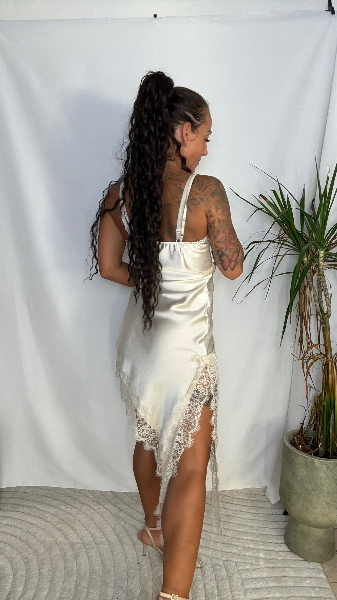 Zariah satin kjole - Beige