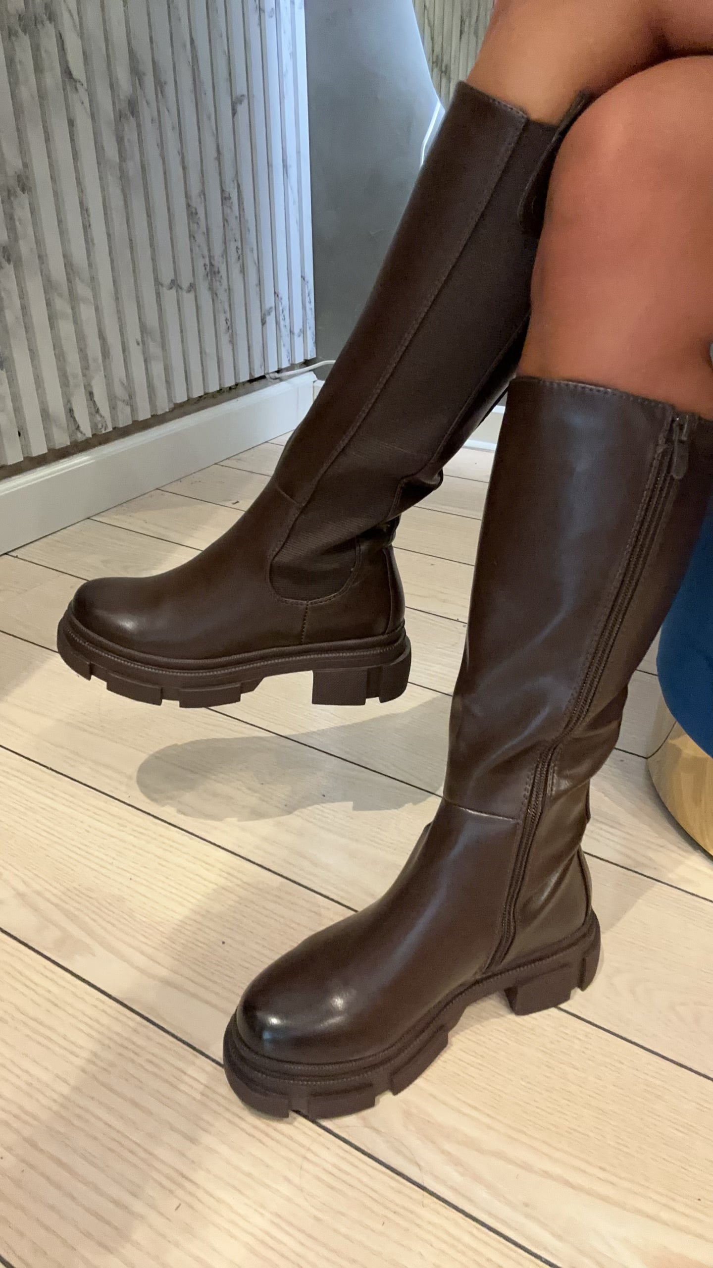 Chunky støvle i mørke brun